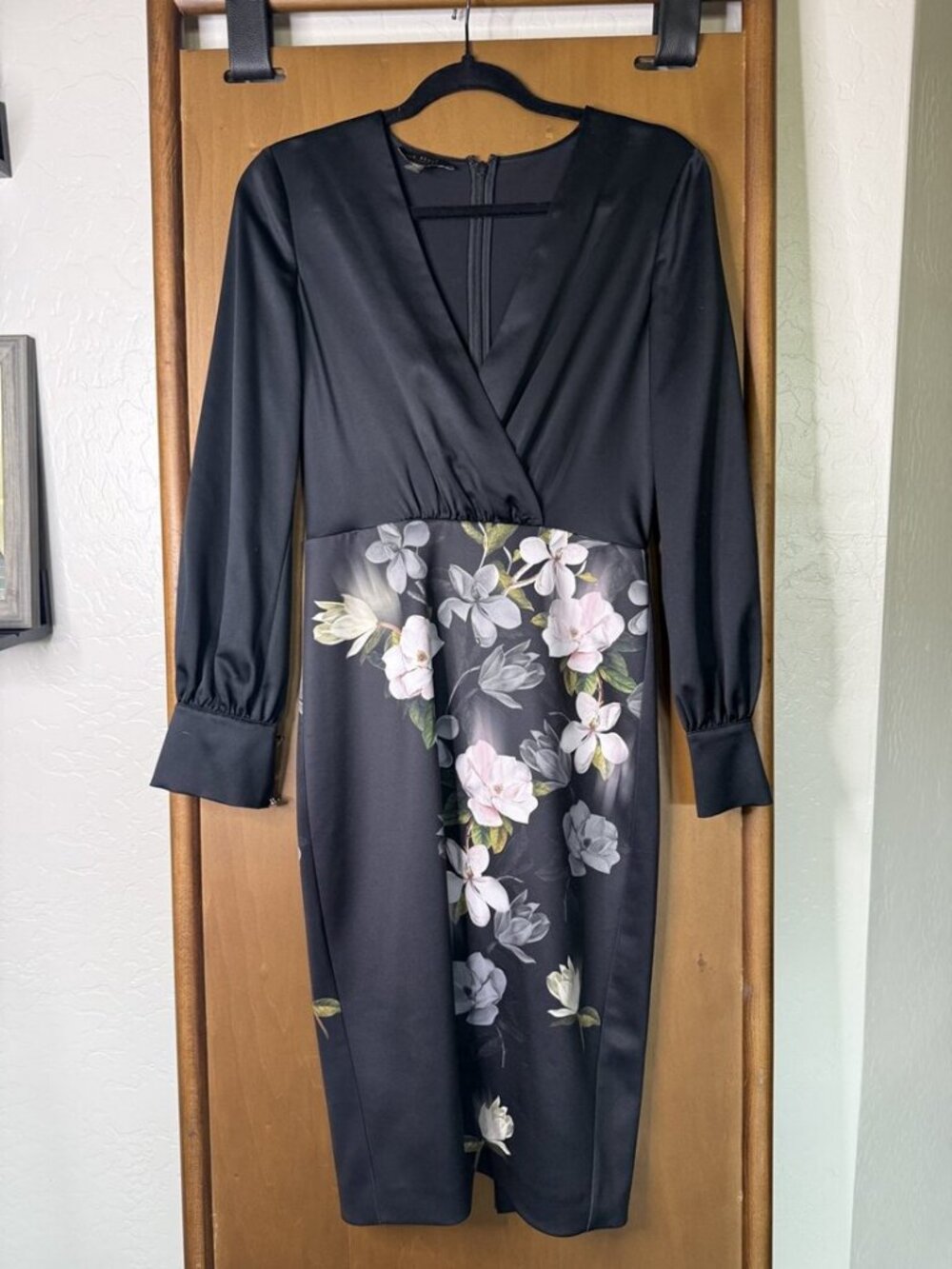 Ted Baker Black Long-Sleeve Floral Skirt Dress Size 1